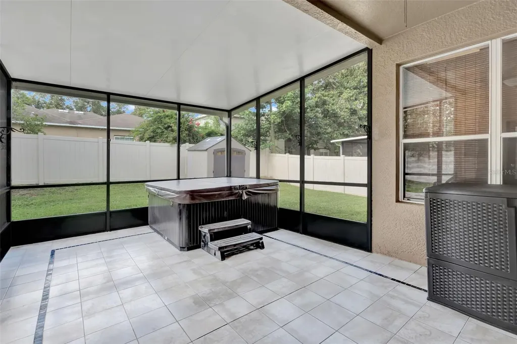 6932 Gray Catbird Loop Wesley Chapel FL 33545
