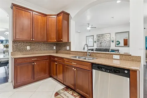 6932 Gray Catbird Loop Wesley Chapel FL 33545