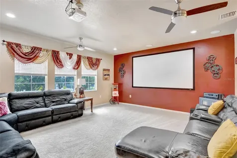 6932 Gray Catbird Loop Wesley Chapel FL 33545