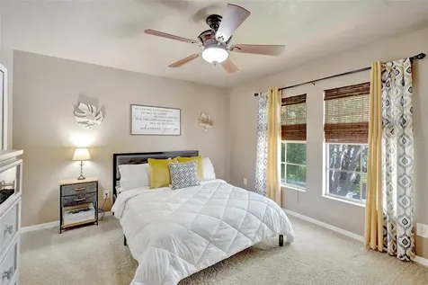 6932 Gray Catbird Loop Wesley Chapel FL 33545