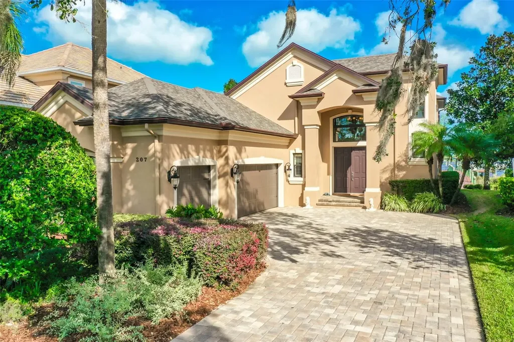 207 S Riverwalk Drive Palm Coast FL 32137