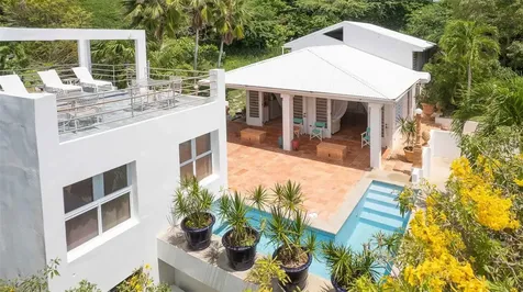 20 Calle Ramos Rivera Vieques PR 00765
