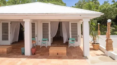 20 Calle Ramos Rivera Vieques PR 00765