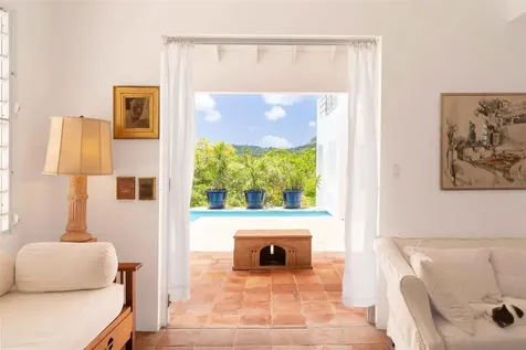 20 Calle Ramos Rivera Vieques PR 00765