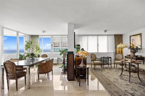 59 King´s Court Street San Juan PR 00911