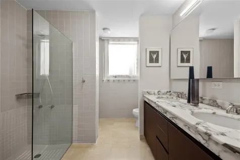 59 King´s Court Street San Juan PR 00911