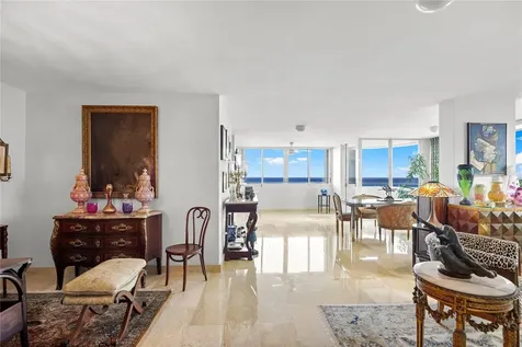 59 King´s Court Street San Juan PR 00911