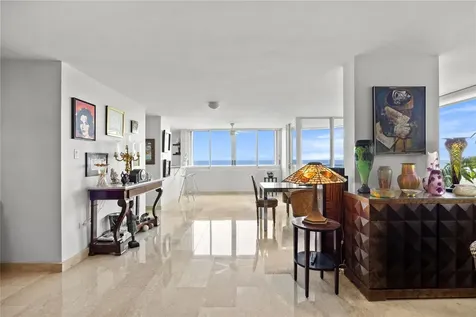 59 King´s Court Street San Juan PR 00911