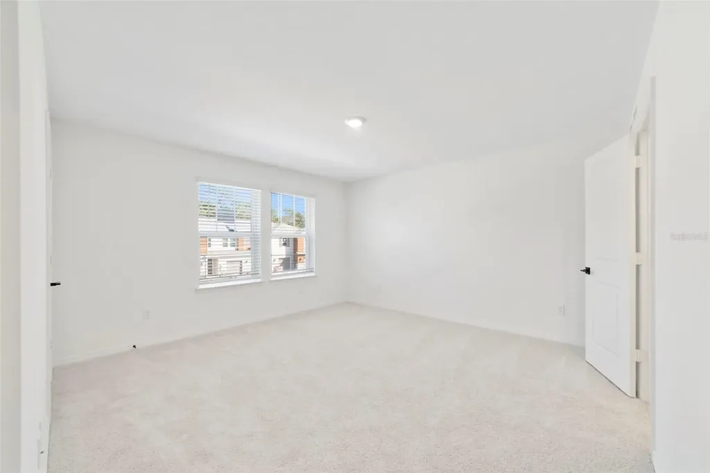 1689 Greenleaf Woods Cove Oviedo FL 32765