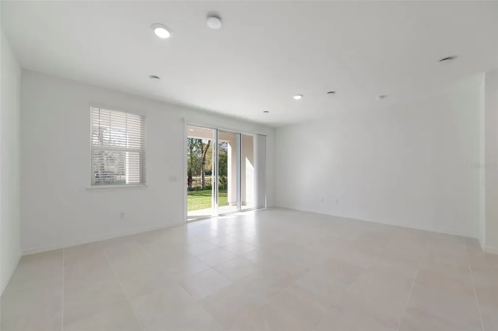 1689 Greenleaf Woods Cove Oviedo FL 32765