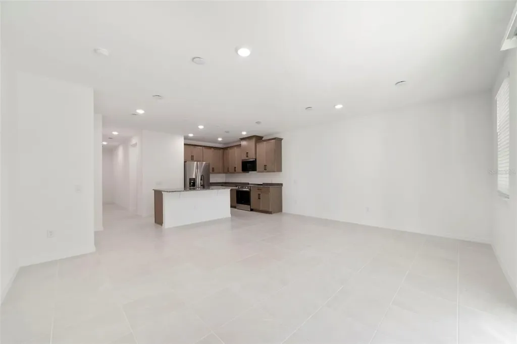 1689 Greenleaf Woods Cove Oviedo FL 32765