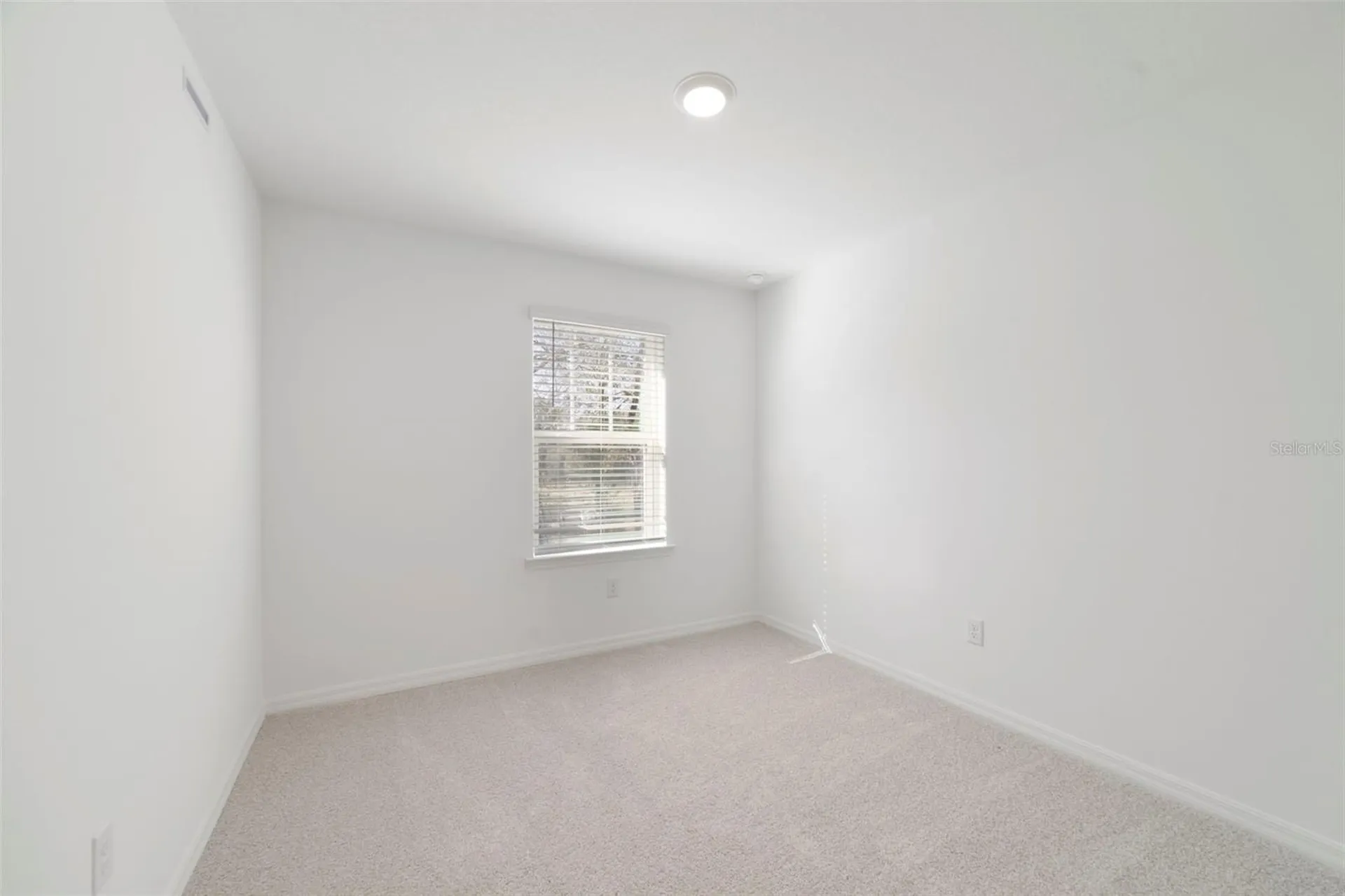 1689 Greenleaf Woods Cove Oviedo FL 32765