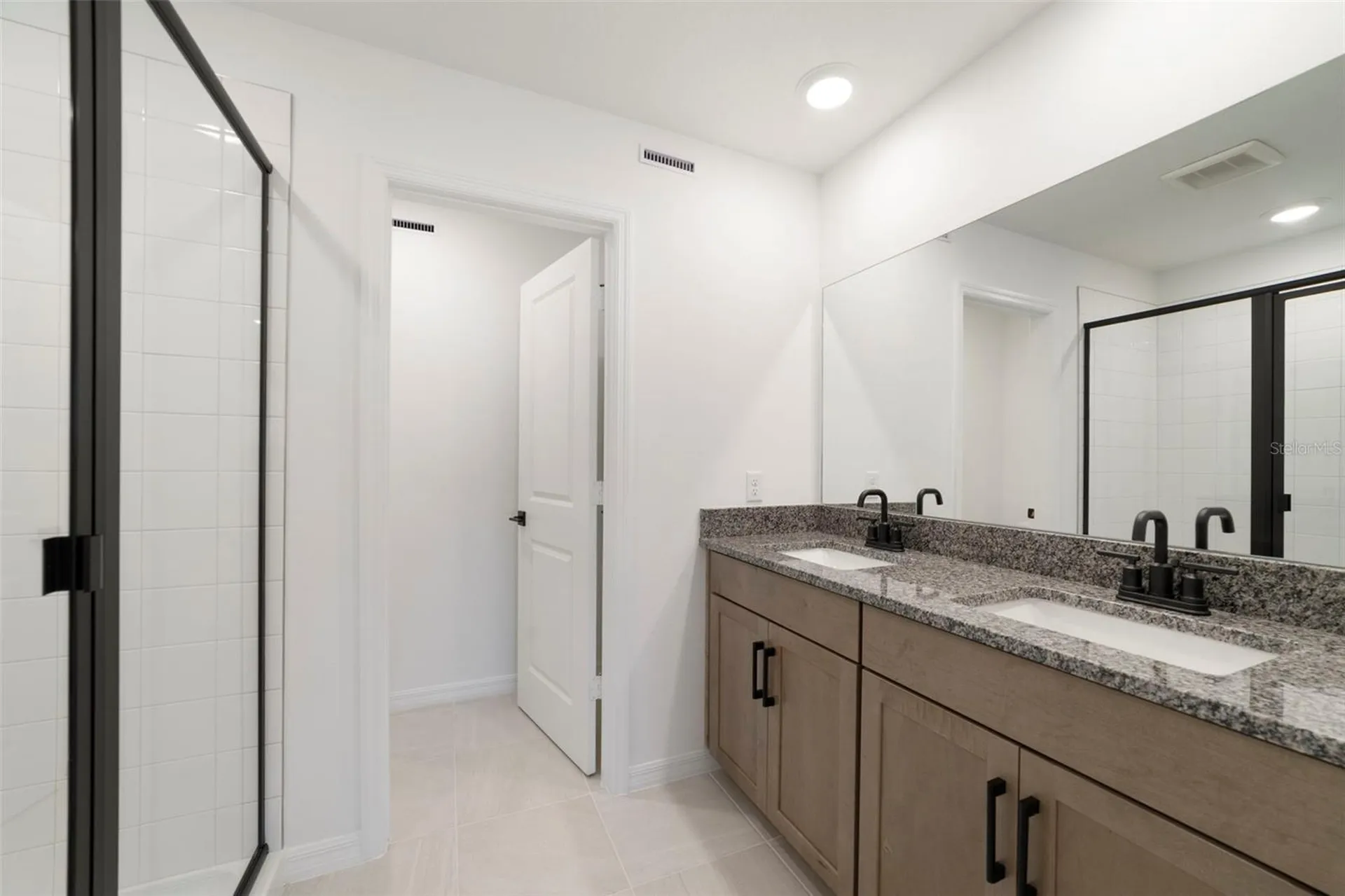 1689 Greenleaf Woods Cove Oviedo FL 32765