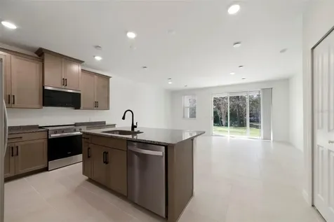 1689 Greenleaf Woods Cove Oviedo FL 32765