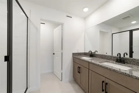 1689 Greenleaf Woods Cove Oviedo FL 32765