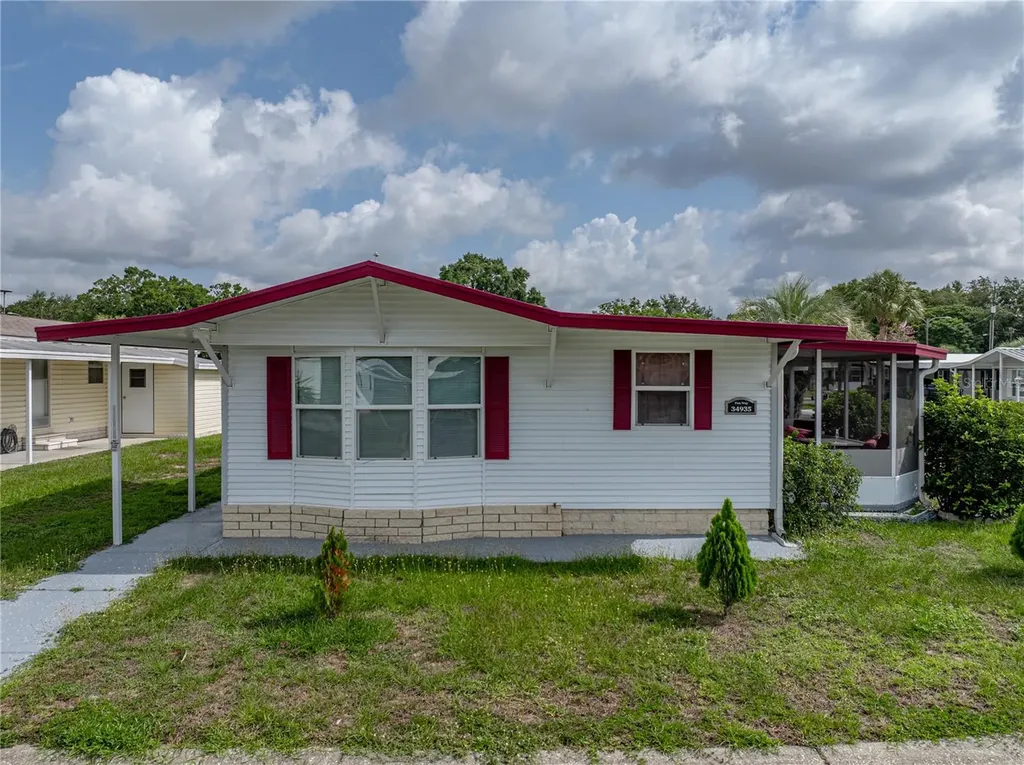 34935 Fun Way Zephyrhills FL 33541