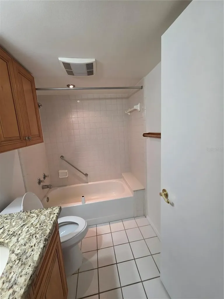 1281 Pine Ridge Circle E Tarpon Springs FL 34688