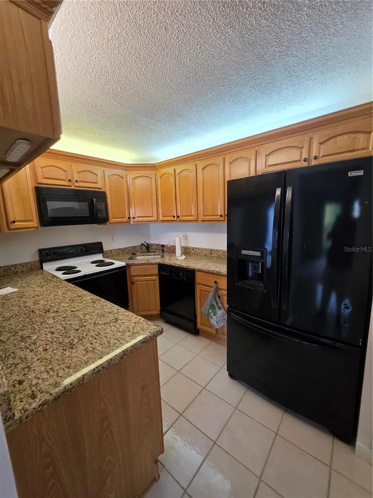 1281 Pine Ridge Circle E Tarpon Springs FL 34688