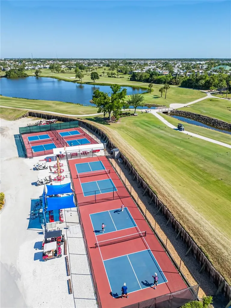 2100 Kings Highway Port Charlotte FL 33980