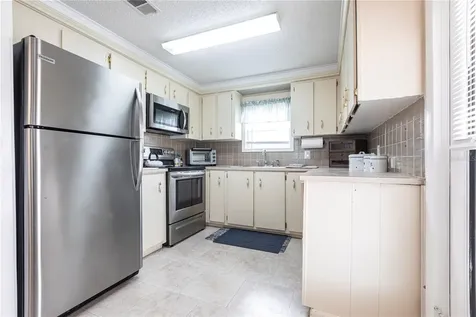 2100 Kings Highway Port Charlotte FL 33980