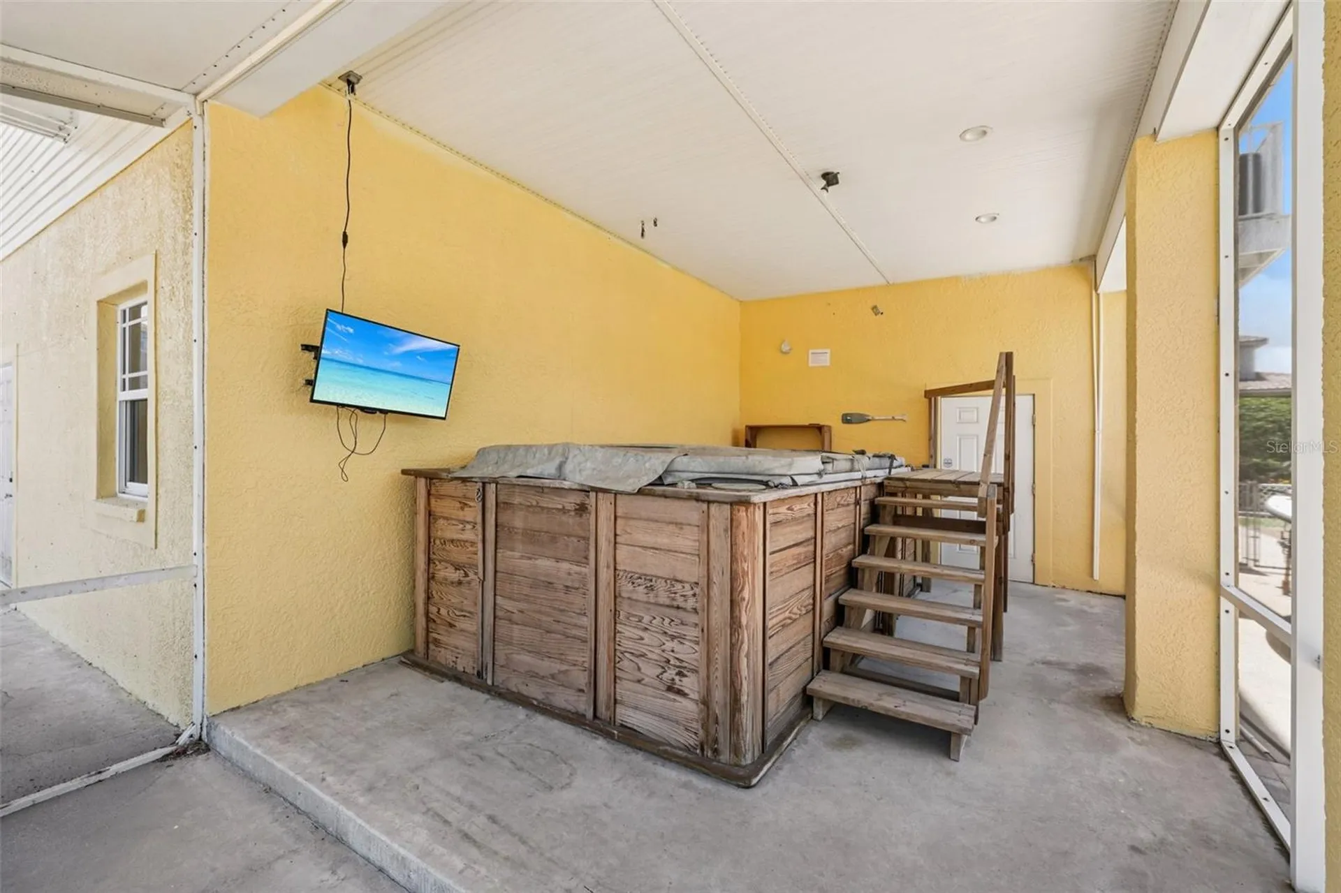 6543 Louise Court Hudson FL 34667