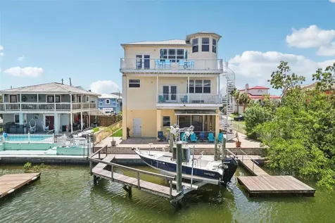 6543 Louise Court Hudson FL 34667