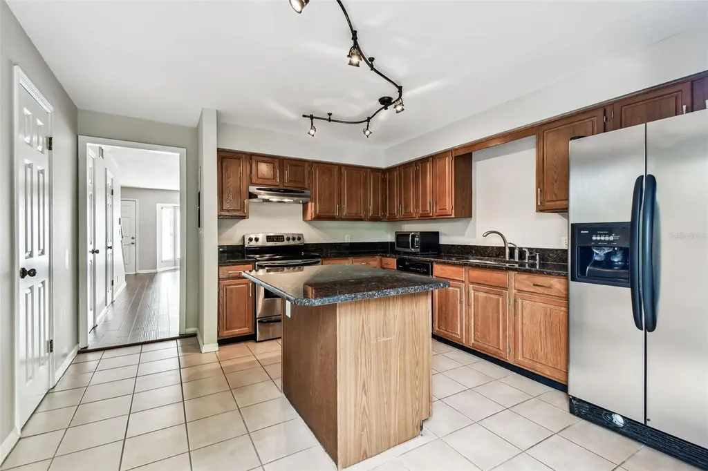 609 S Glen Avenue Tampa FL 33609