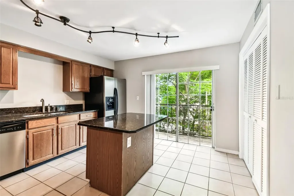 609 S Glen Avenue Tampa FL 33609