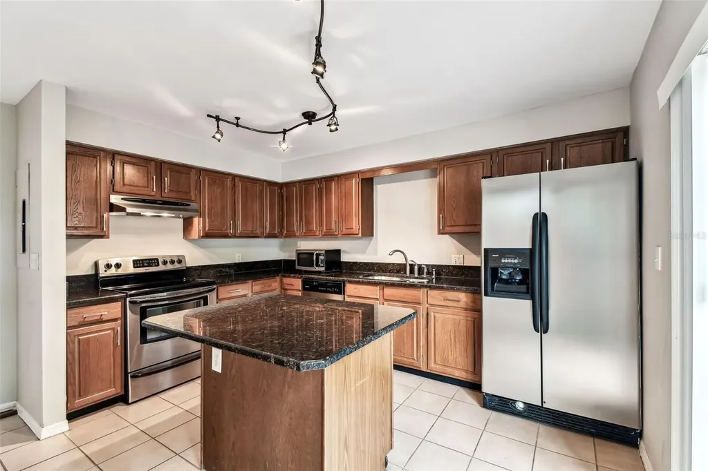 609 S Glen Avenue Tampa FL 33609