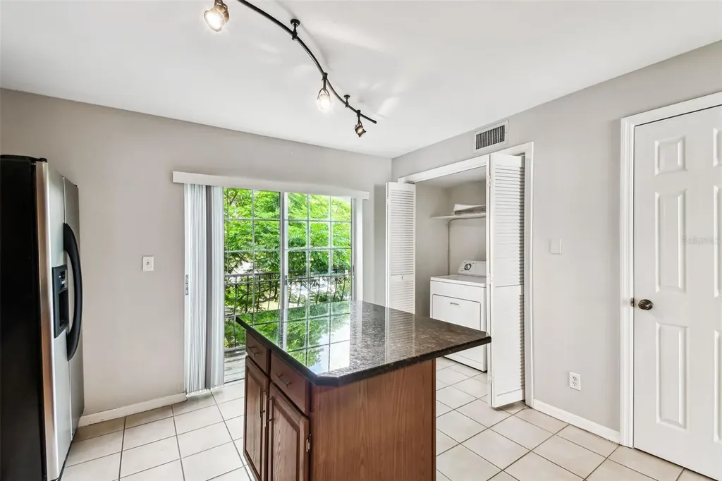 609 S Glen Avenue Tampa FL 33609