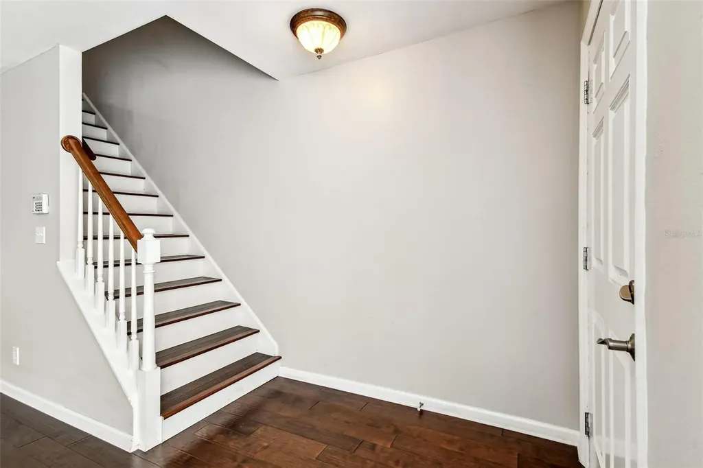 609 S Glen Avenue Tampa FL 33609