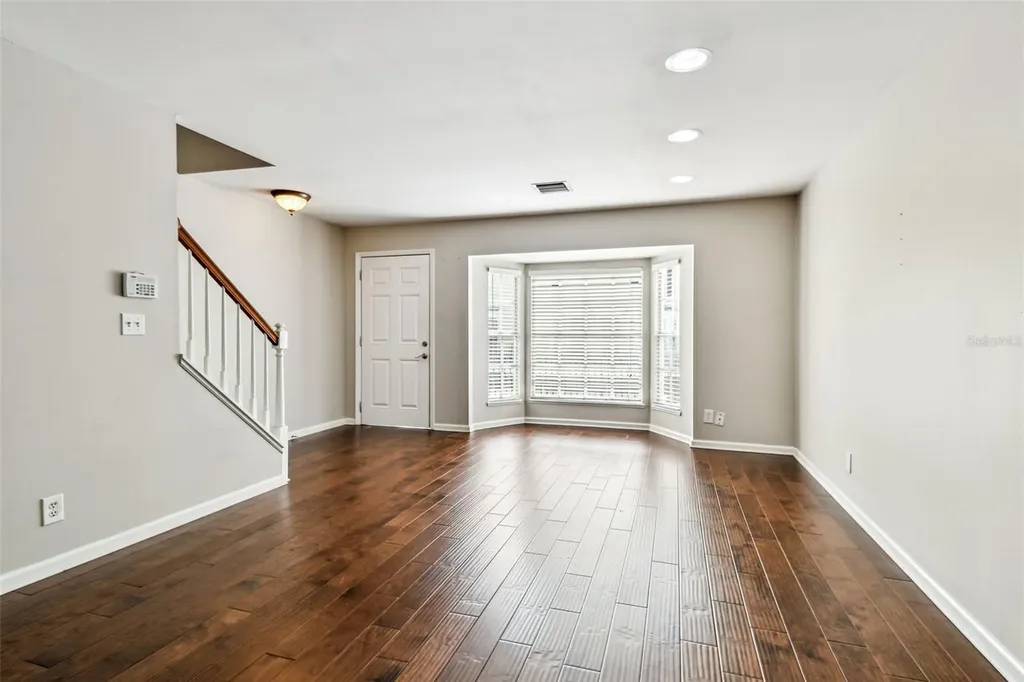 609 S Glen Avenue Tampa FL 33609