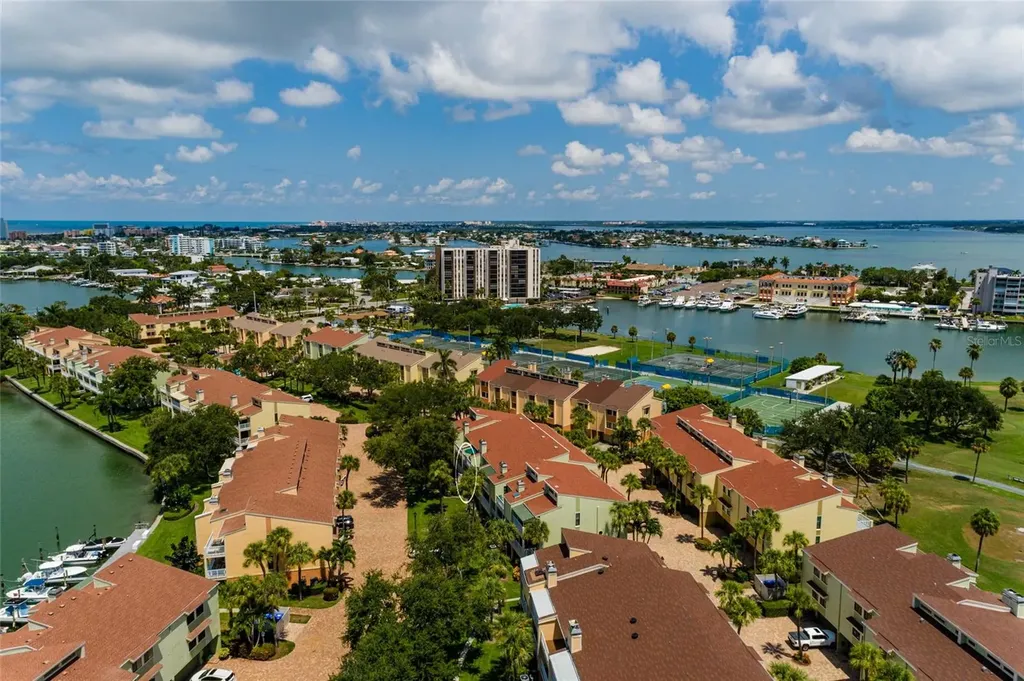 505 Sandy Hook Road Treasure Island FL 33706