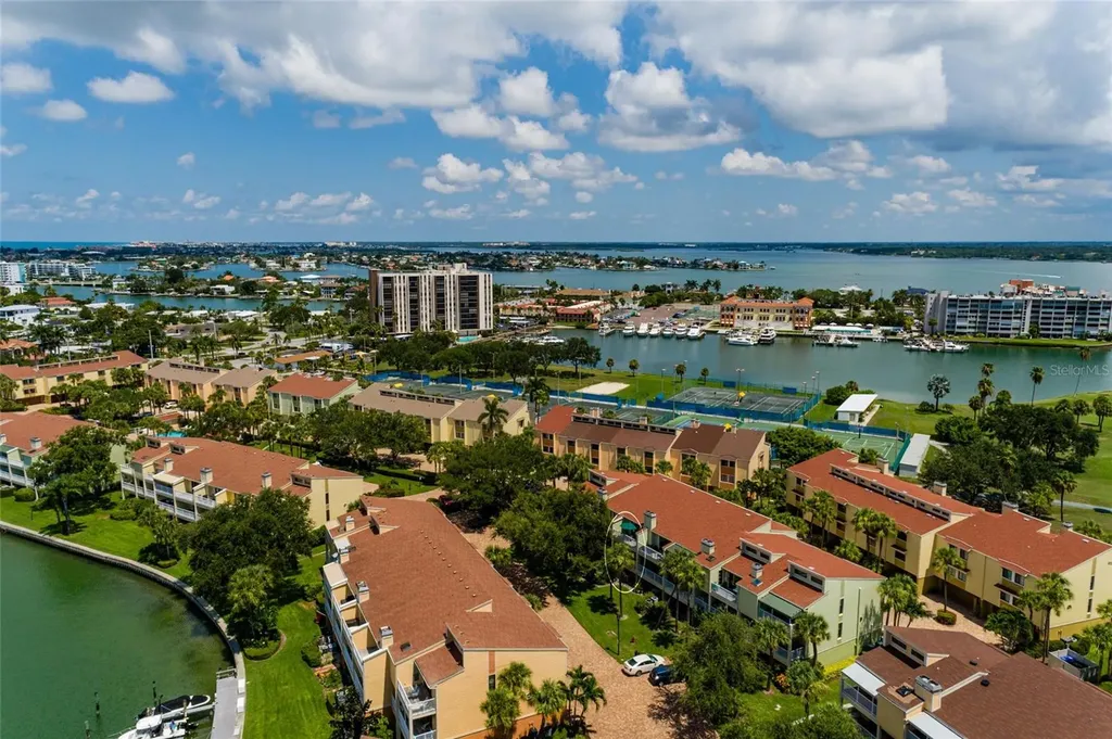 505 Sandy Hook Road Treasure Island FL 33706