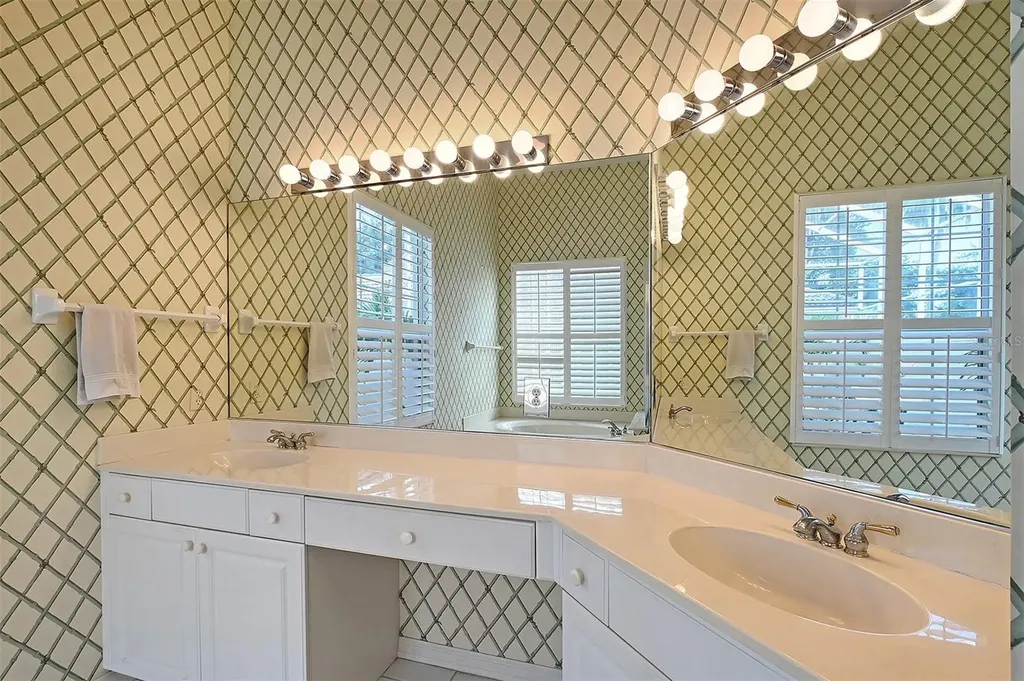 5839 Los Verdes Court Bradenton FL 34210