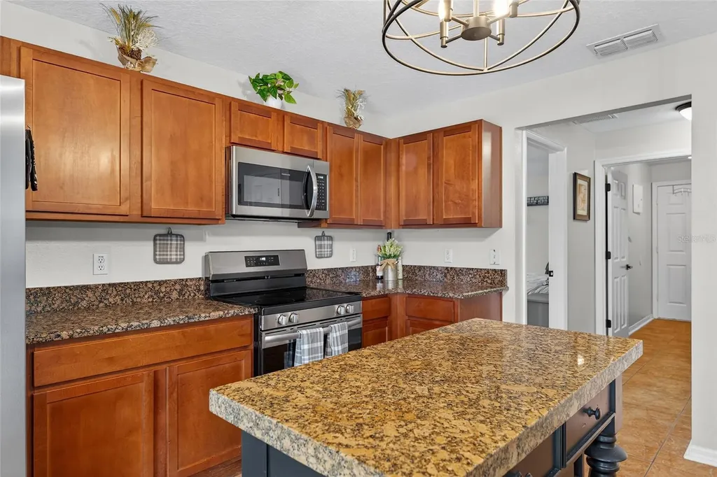 1224 Blackwater Pond Drive Orlando FL 32828