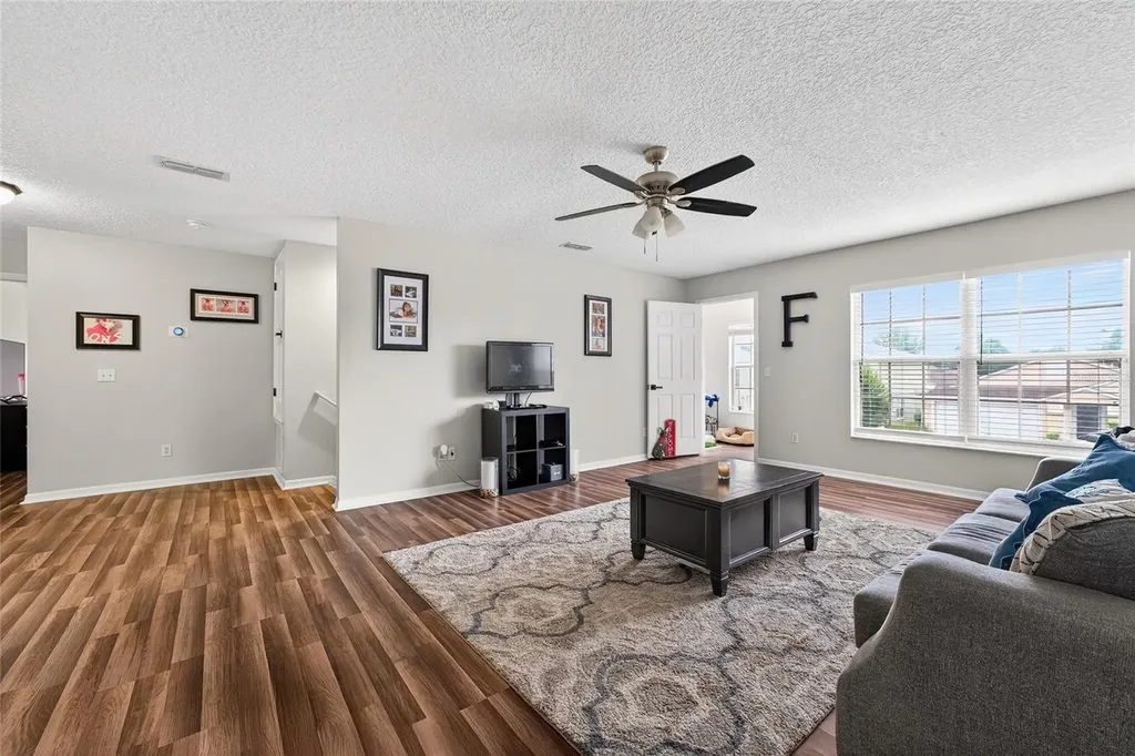 1224 Blackwater Pond Drive Orlando FL 32828