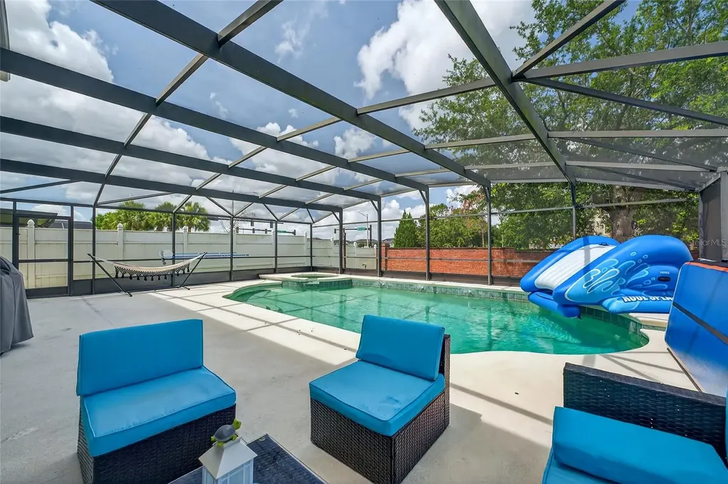 1224 Blackwater Pond Drive Orlando FL 32828