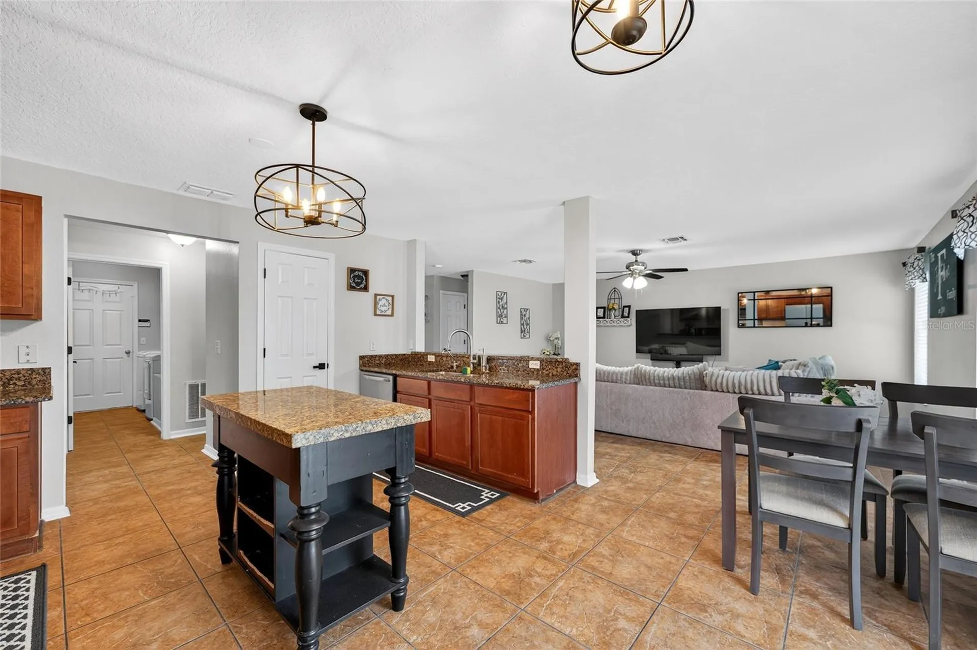 1224 Blackwater Pond Drive Orlando FL 32828