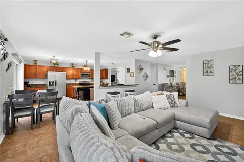1224 Blackwater Pond Drive Orlando FL 32828