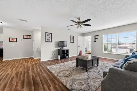 1224 Blackwater Pond Drive Orlando FL 32828