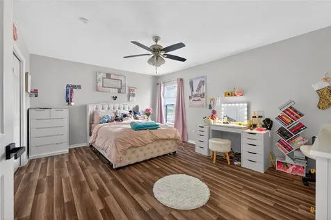1224 Blackwater Pond Drive Orlando FL 32828
