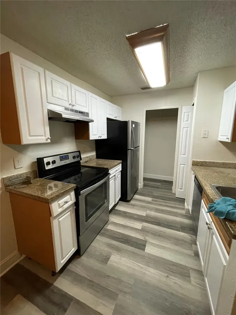 2201 Cascades Boulevard Kissimmee FL 34741