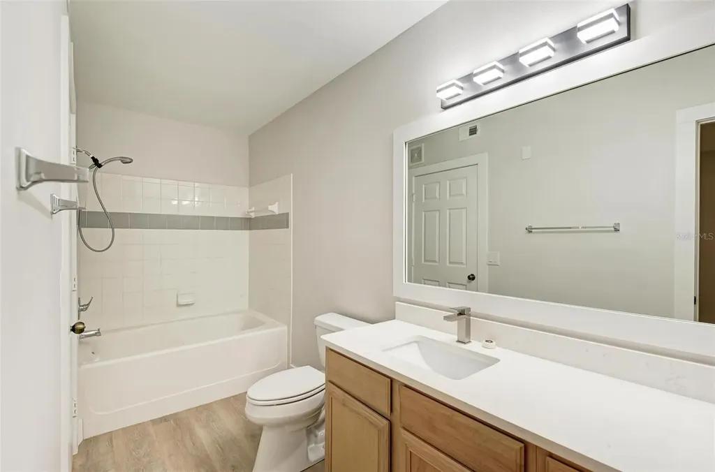 3005 Chianti Court Sarasota FL 34237