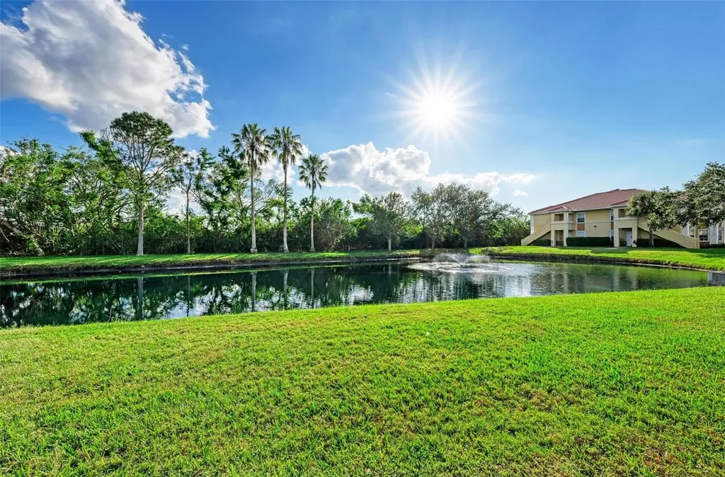 3005 Chianti Court Sarasota FL 34237