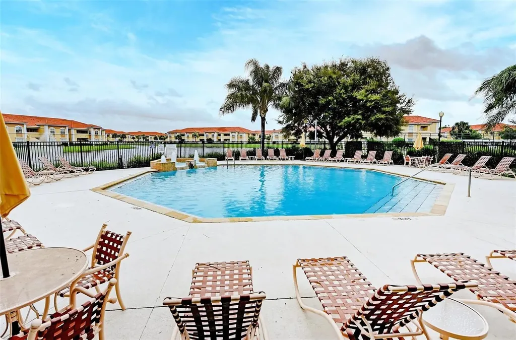 3005 Chianti Court Sarasota FL 34237