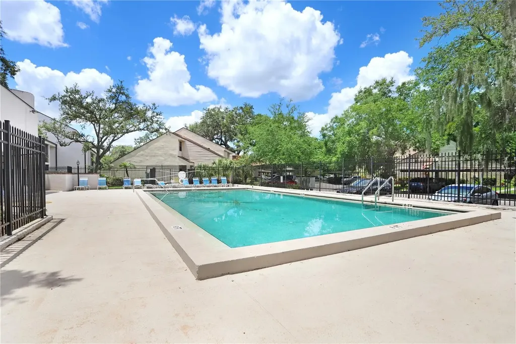 5103 Puritan Circle Tampa FL 33617