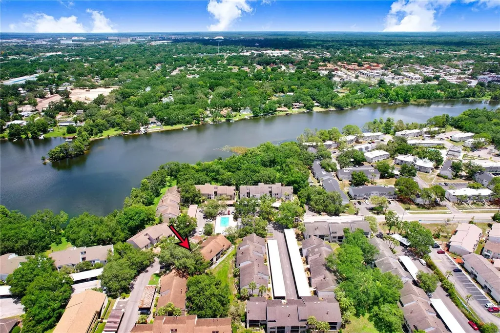 5103 Puritan Circle Tampa FL 33617