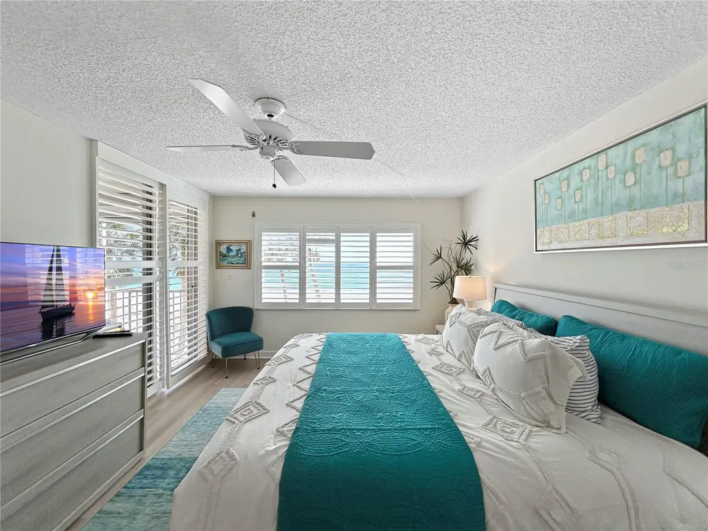 4325 Gulf Of Mexico Drive Longboat Key FL 34228