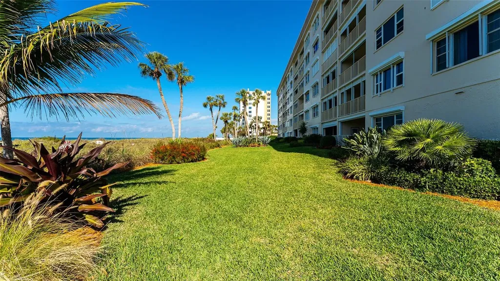 4325 Gulf Of Mexico Drive Longboat Key FL 34228